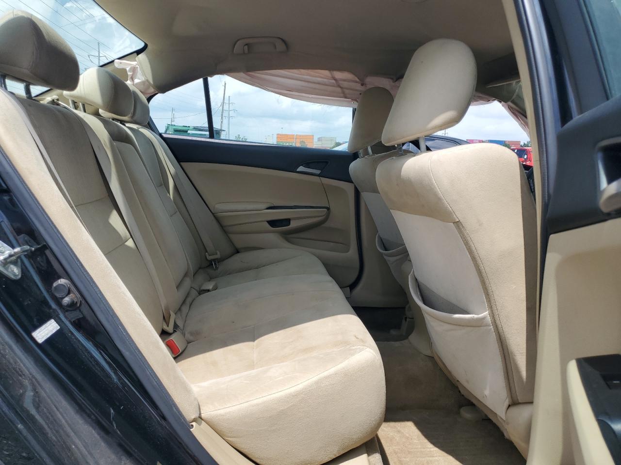 2011 Honda Accord Lx VIN: 1HGCP2F31BA070529 Lot: 62724165