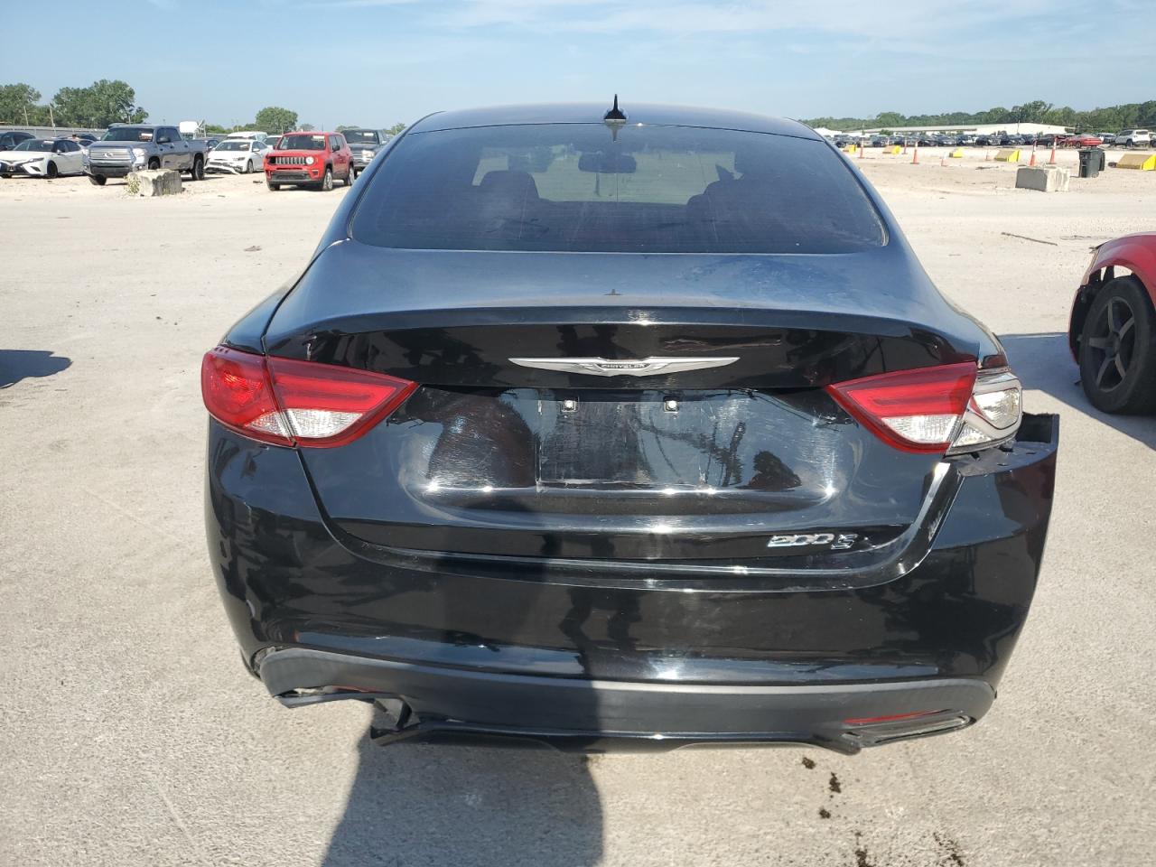 2015 Chrysler 200 S VIN: 1C3CCCBG0FN706689 Lot: 62390755