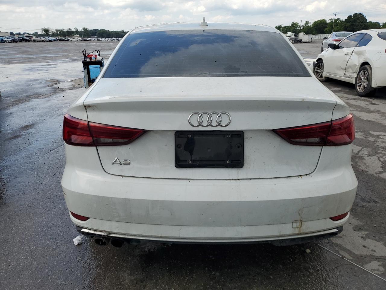 2018 Audi A3 Premium VIN: WAUAUHFF1J1031804 Lot: 62876145