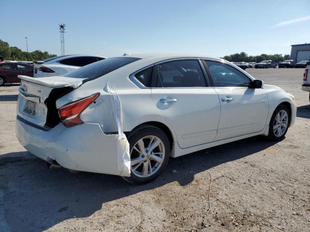  NISSAN ALTIMA 2015 Biały