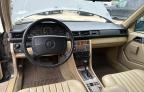 1989 Mercedes-Benz 300 E на продаже в Woodhaven, MI - Minor Dent/Scratches