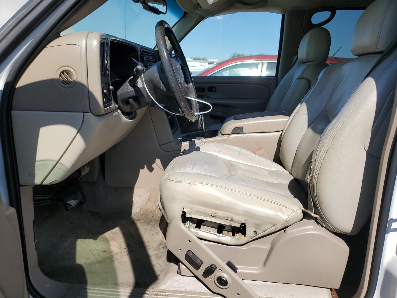 2004 Chevrolet Tahoe K1500 VIN: 1GNEK13T44R142842 Lot: 62609755