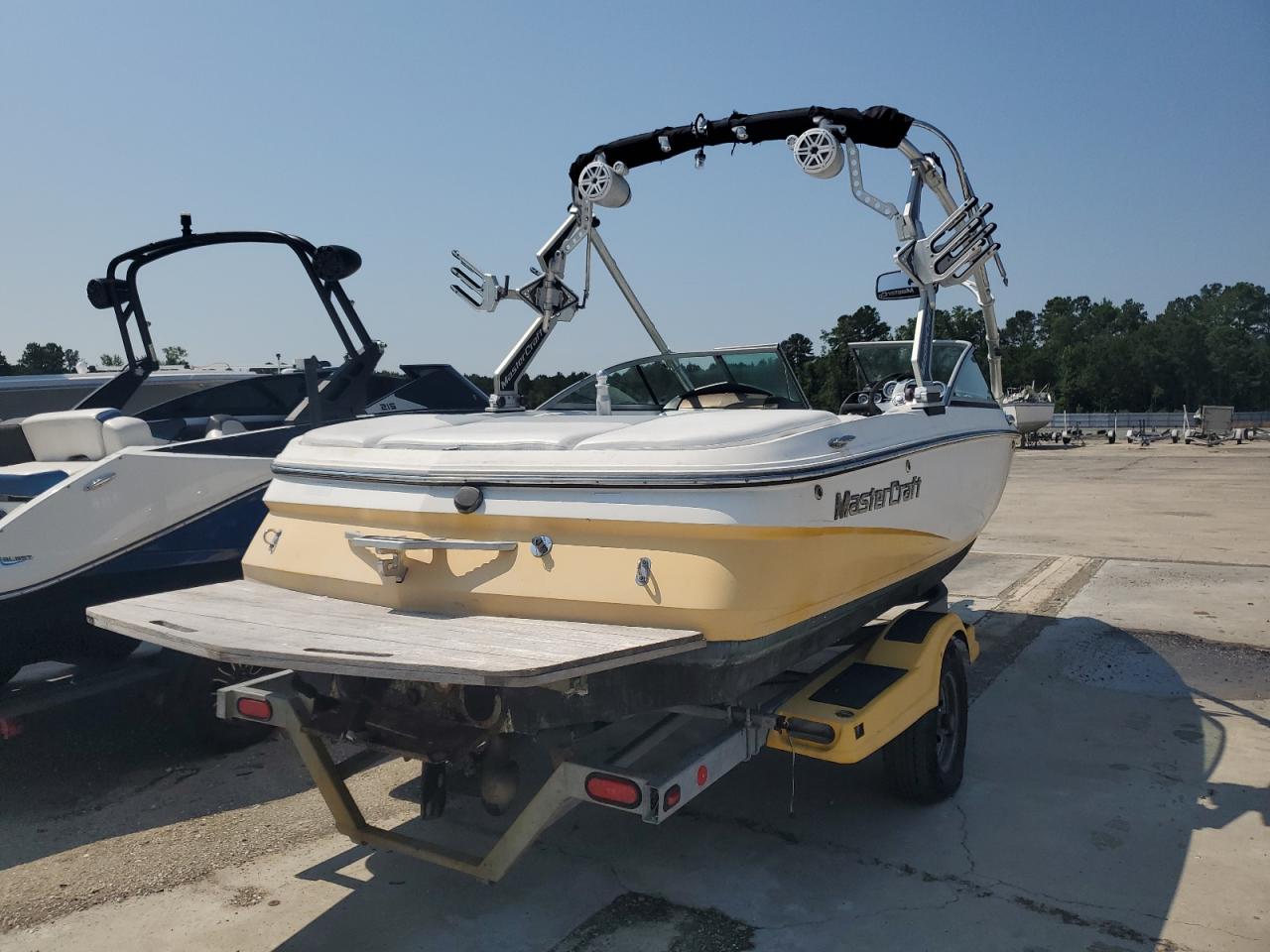 MASTERCRAFT BOAT 2009 VIN MBCBRAA6B809 photo 4