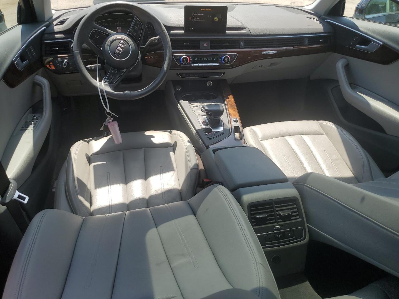 2019 Audi A4 Premium VIN: WAUDNAF44KN020483 Lot: 60300855