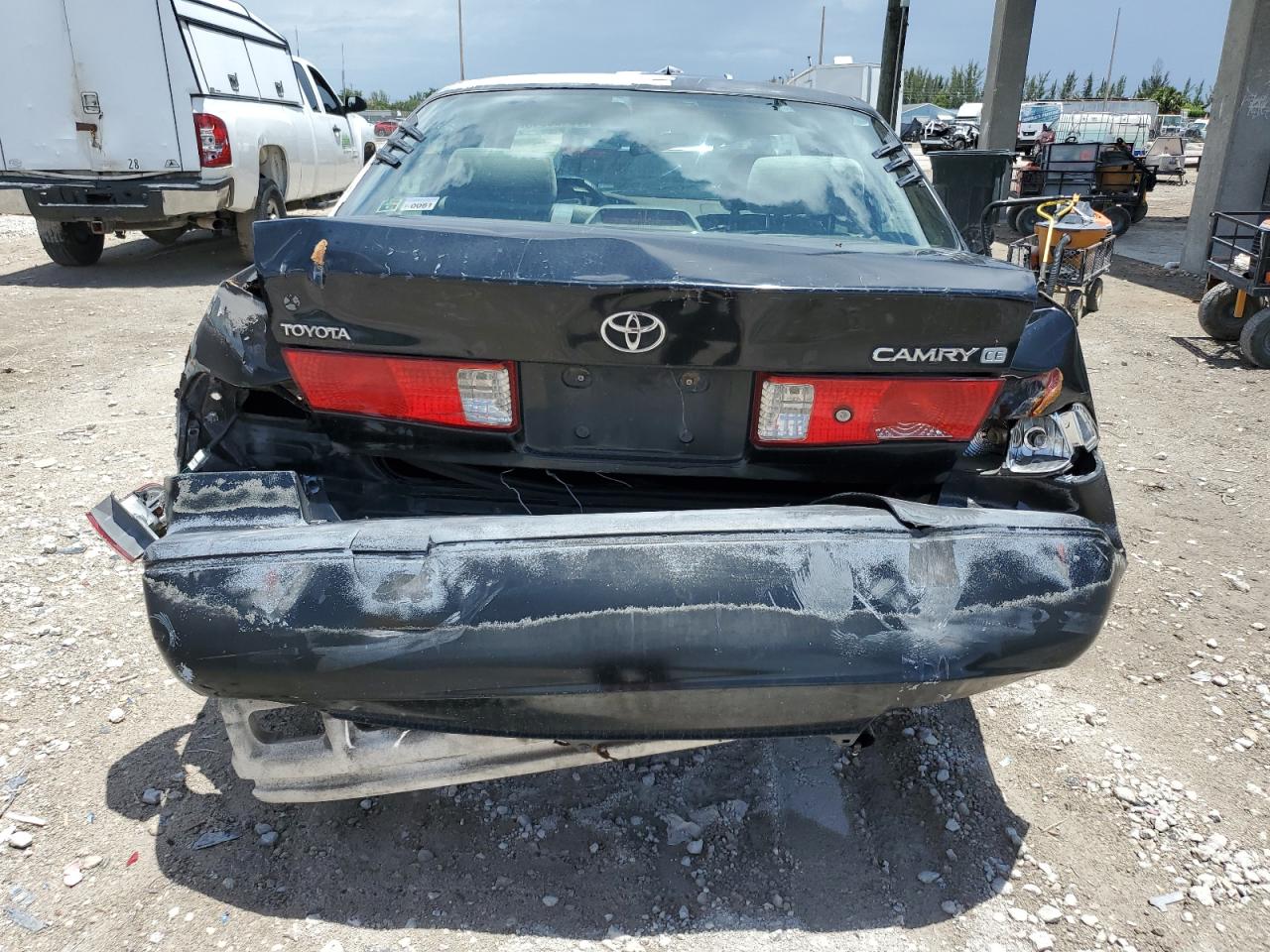 2000 Toyota Camry Ce VIN: 4T1BG22K5YU689760 Lot: 62493545