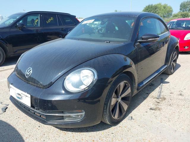 VOLKSWAGEN BEETLE DES 2014