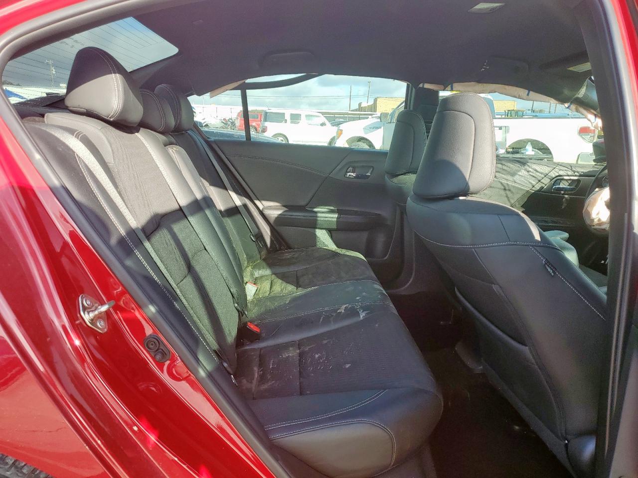 HONDA ACCORD 2017 VIN 1HGCR2F56HA191562 photo 10