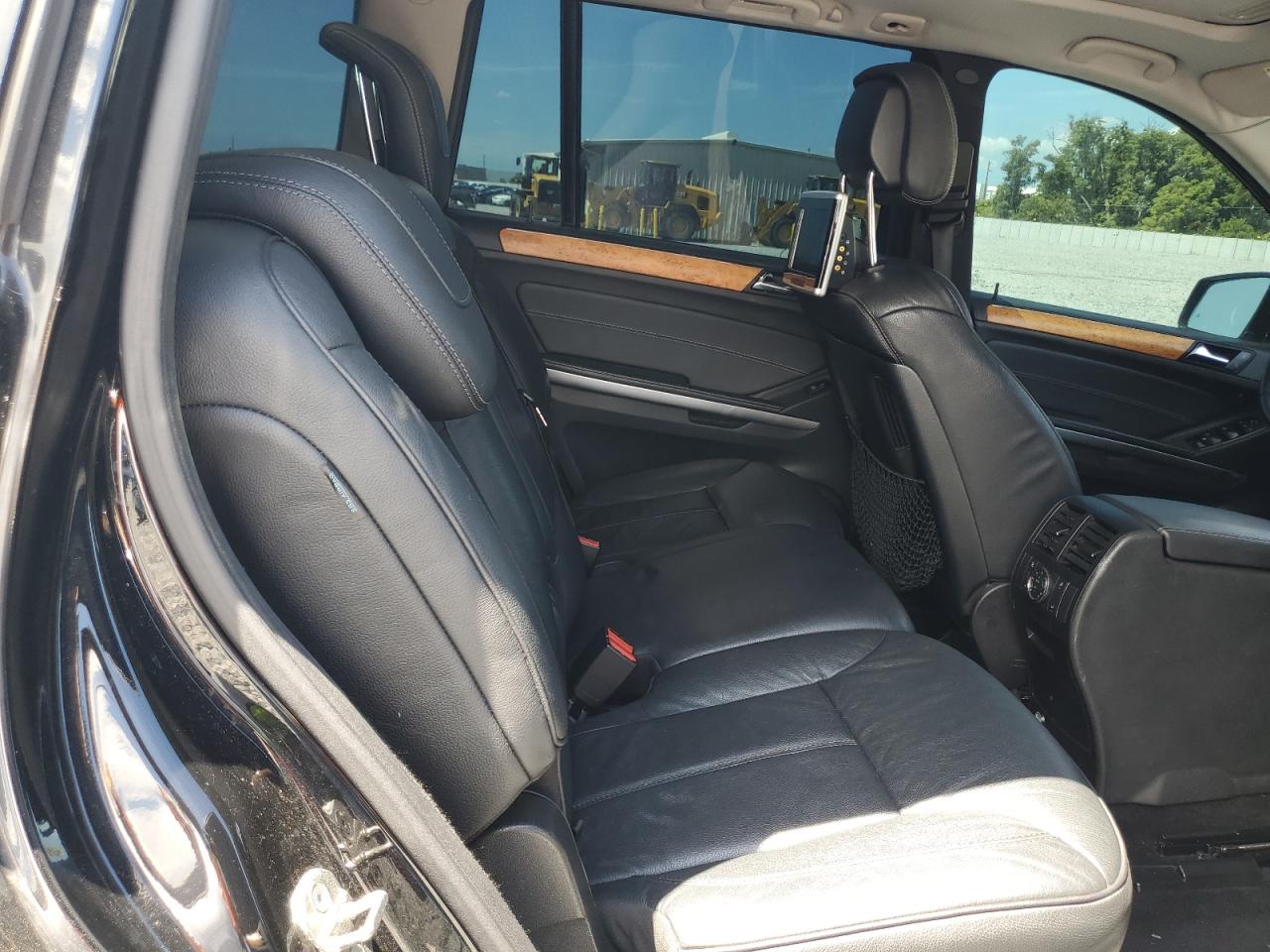 2011 Mercedes-Benz Gl 550 4Matic VIN: 4JGBF8GE9BA742350 Lot: 61181375