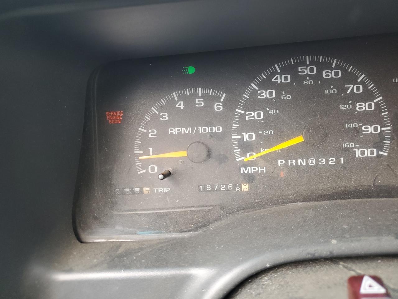 1999 GMC Suburban K1500 VIN: 1GKFK16R3XJ761646 Lot: 60677465