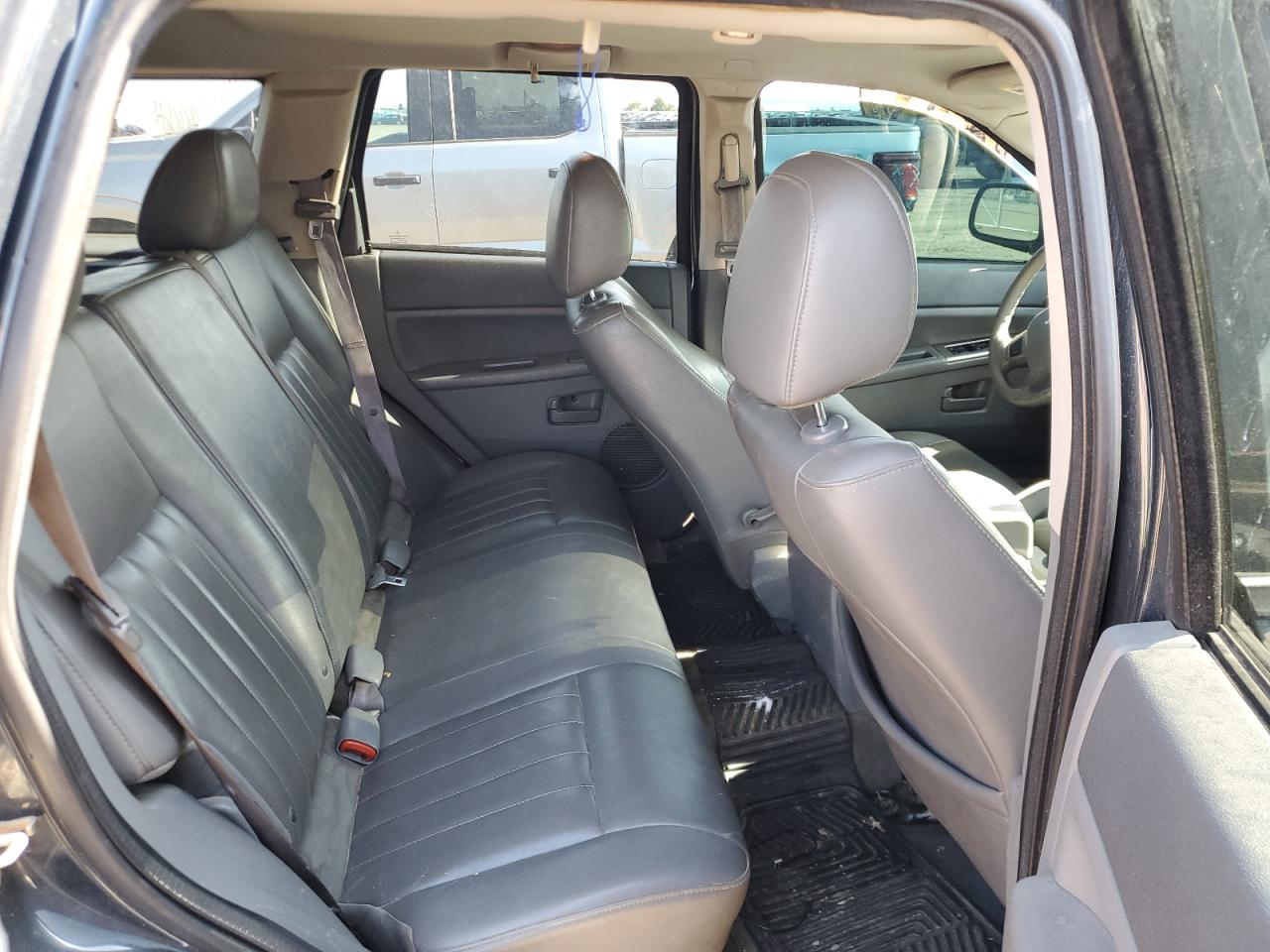 2007 Jeep Grand Cherokee Laredo VIN: 1J8GR48K67C581300 Lot: 61906025