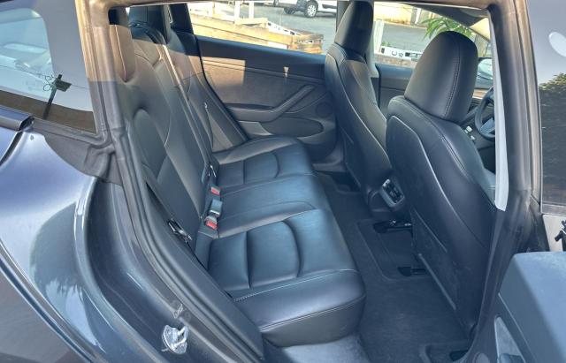  TESLA MODEL 3 2023 Gray