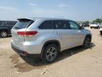 2018 Toyota Highlander Le   for Sale in Elgin, IL - Front End