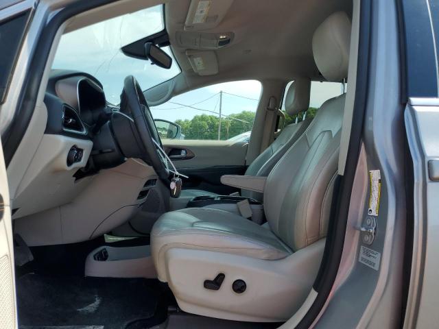 Minivans CHRYSLER PACIFICA 2017 Srebrny