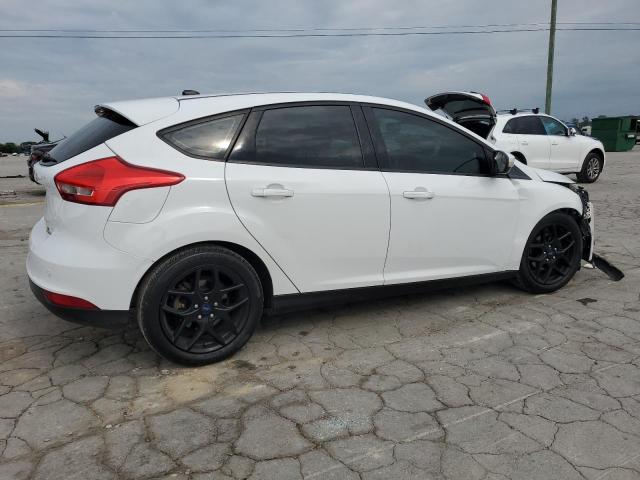  FORD FOCUS 2016 Белы