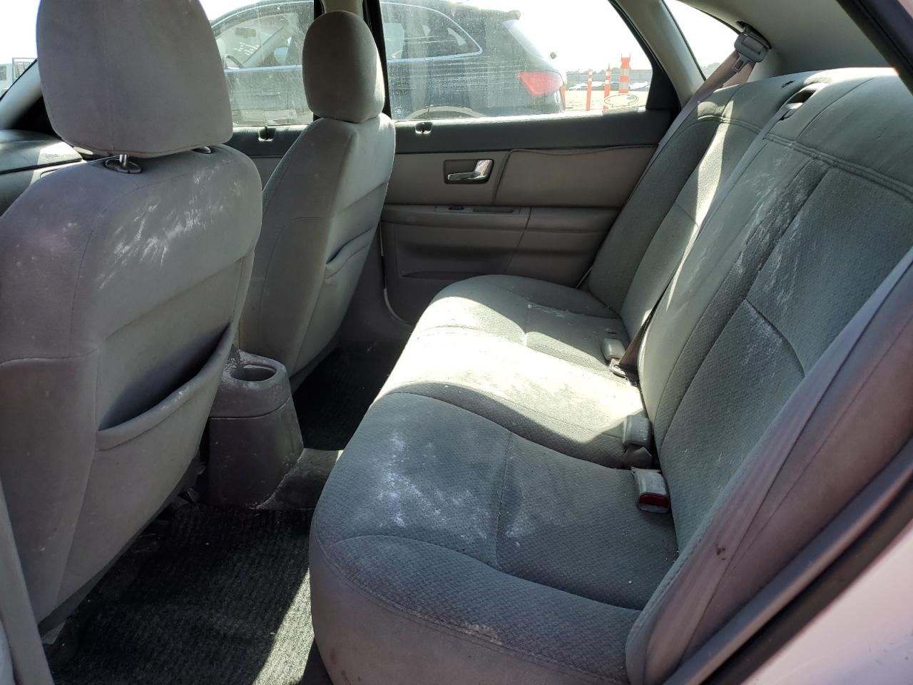 2000 Ford Taurus Lx VIN: 1FAFP5222YA168638 Lot: 60710415