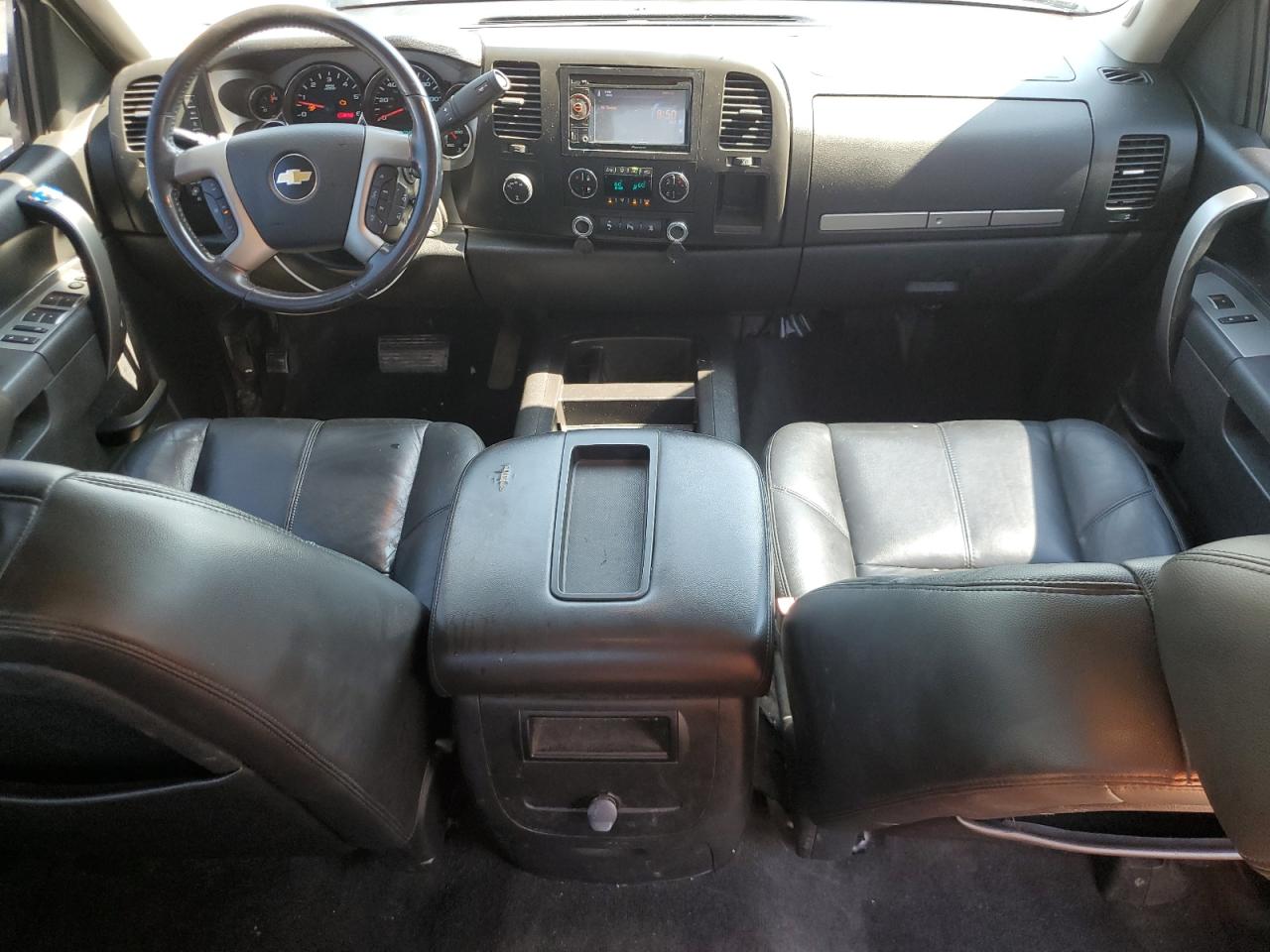 2011 Chevrolet Silverado K1500 Lt VIN: 3GCPKSE33BG318376 Lot: 62157335