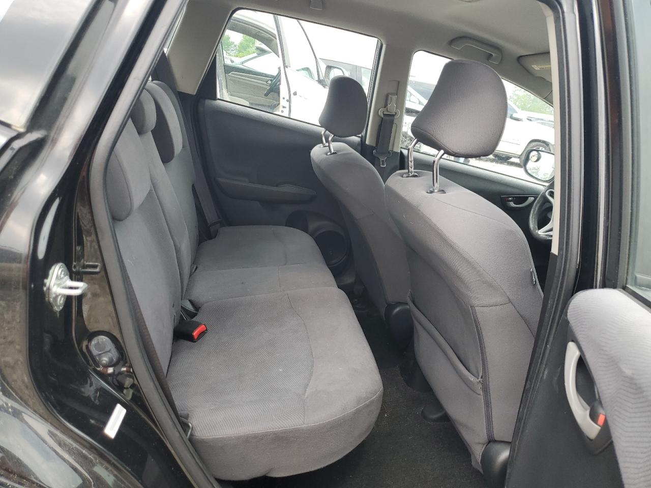 2013 Honda Fit VIN: JHMGE8H39DC075571 Lot: 58898605