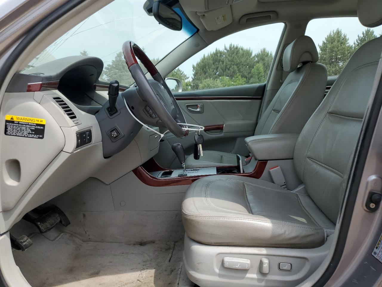 2007 Hyundai Azera Se VIN: KMHFC46FX7A240385 Lot: 60710185