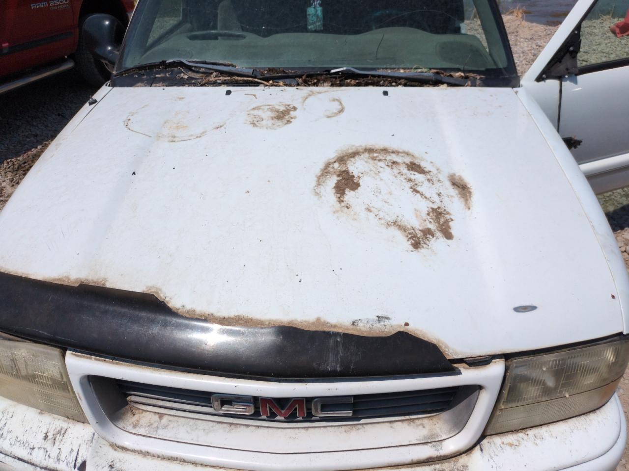 1998 GMC Sonoma VIN: 1GTCS1942W8533805 Lot: 60378985