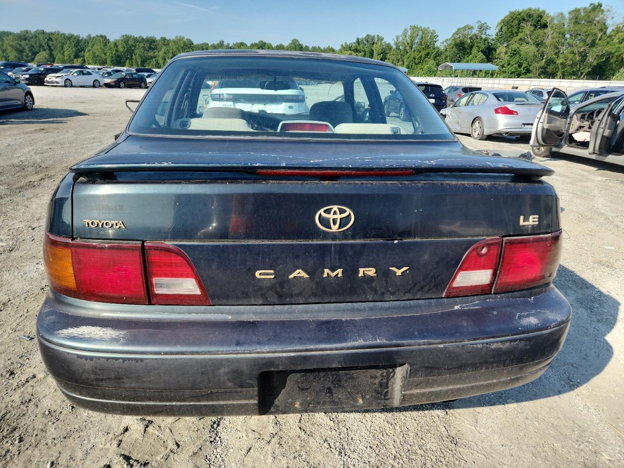 1995 Toyota Camry Le VIN: 4T1SK12E8SU630535 Lot: 60282665