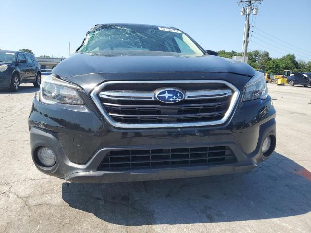  SUBARU OUTBACK 2018 Czarny