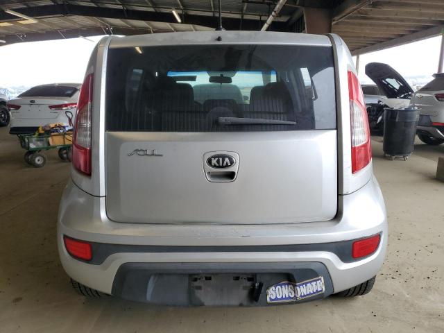 Паркетники KIA SOUL 2013 Серебристый