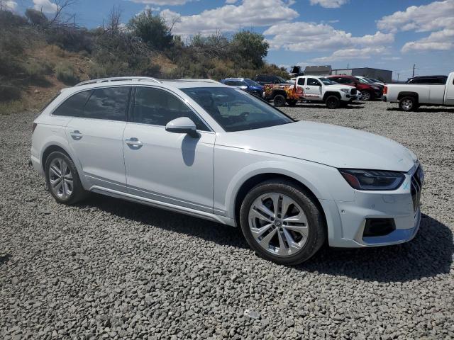  AUDI A4 2020 White