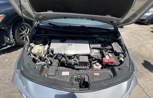 Hatchbacks TOYOTA PRIUS 2017 Srebrny