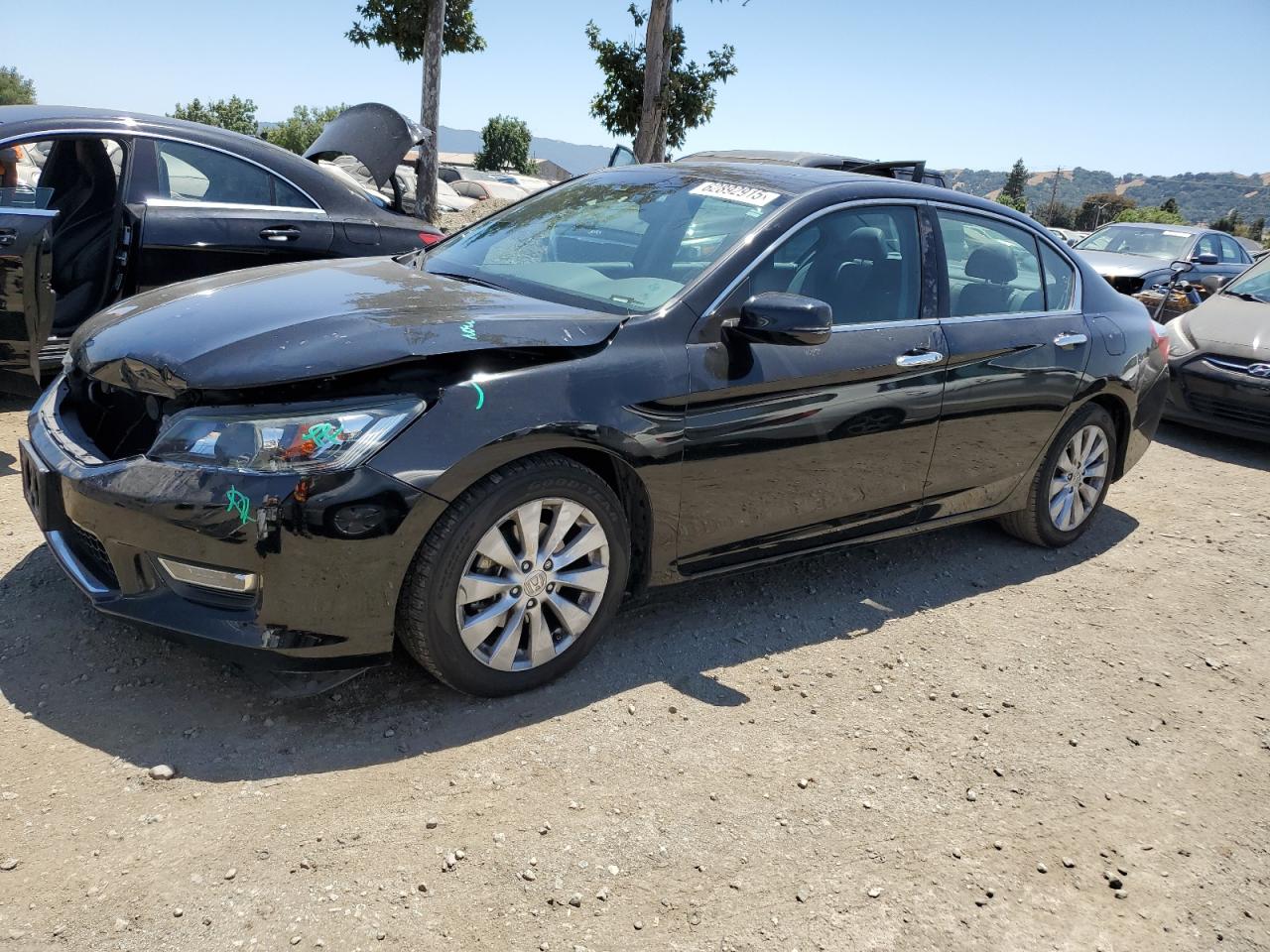 HONDA ACCORD 2013 1HGCR3F82DA038817