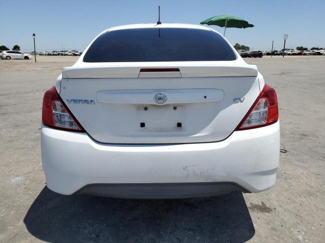  NISSAN VERSA 2017 White