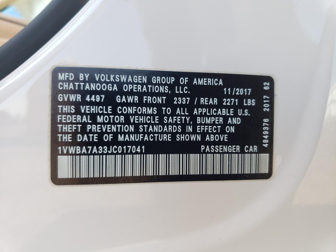 2018 Volkswagen Passat Se VIN: 1VWBA7A33JC017041 Lot: 61876295
