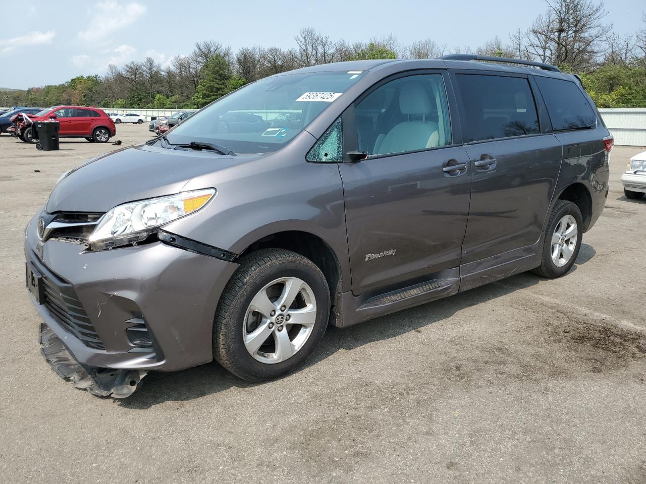 2020 Toyota Sienna Le na sprzedaż w Brookhaven, NY - Rear End