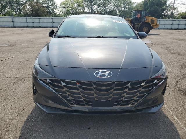 HYUNDAI ELANTRA 2021 Серый