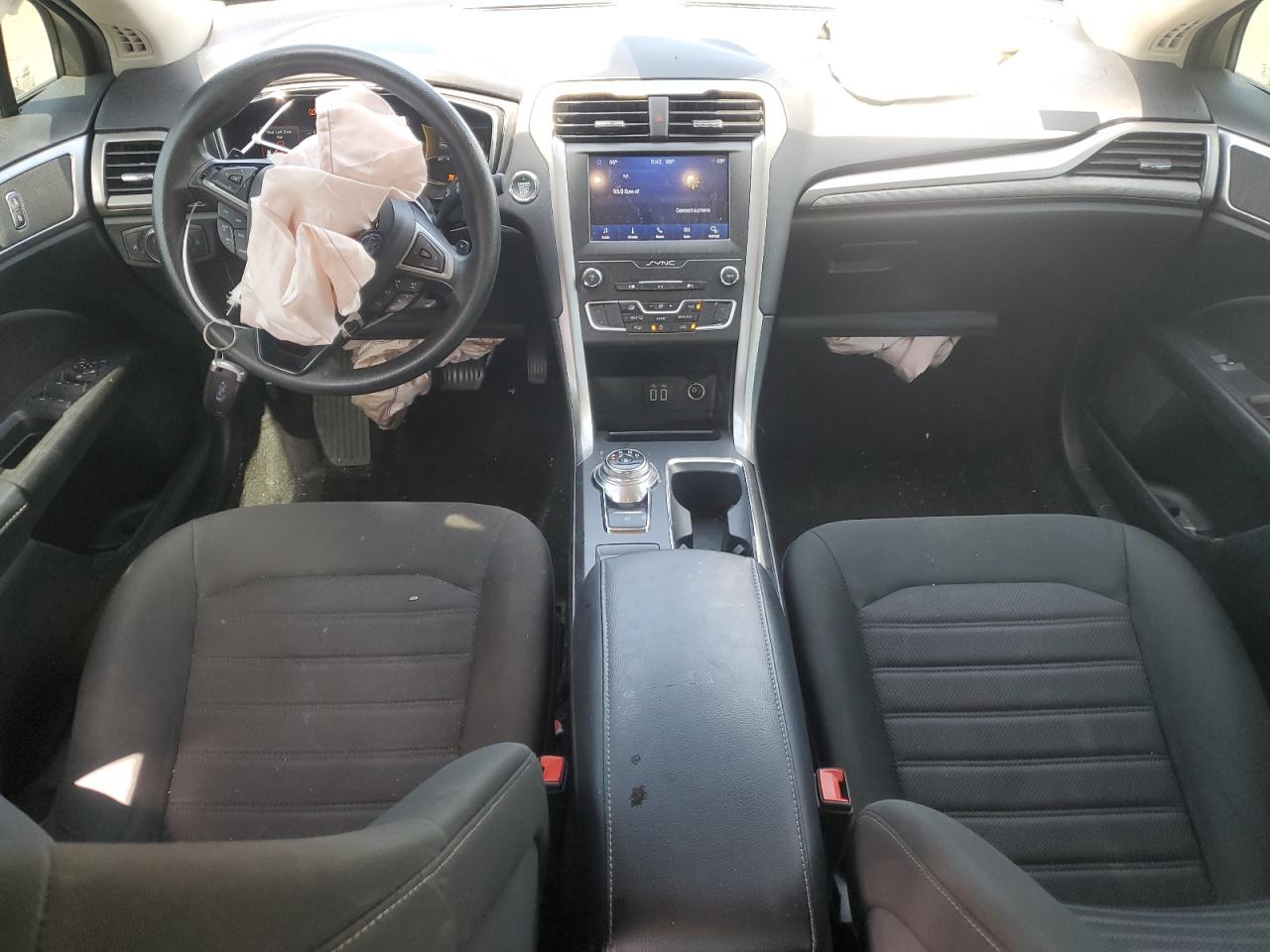 2019 Ford Fusion Se VIN: 3FA6P0HD0KR282310 Lot: 62289505