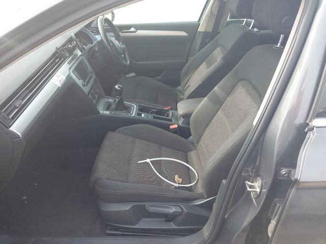 2015 VOLKSWAGEN PASSAT SE
