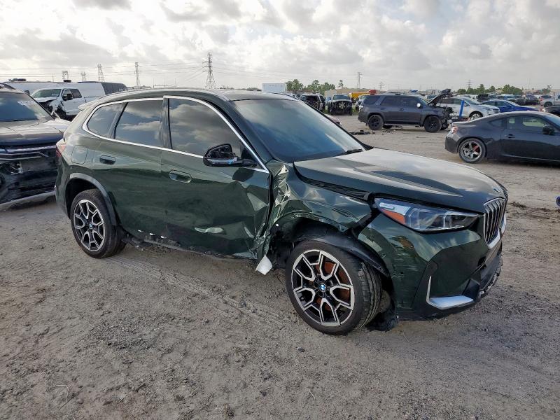  BMW X1 2023 Зелений