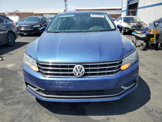  VOLKSWAGEN PASSAT 2016 Синий