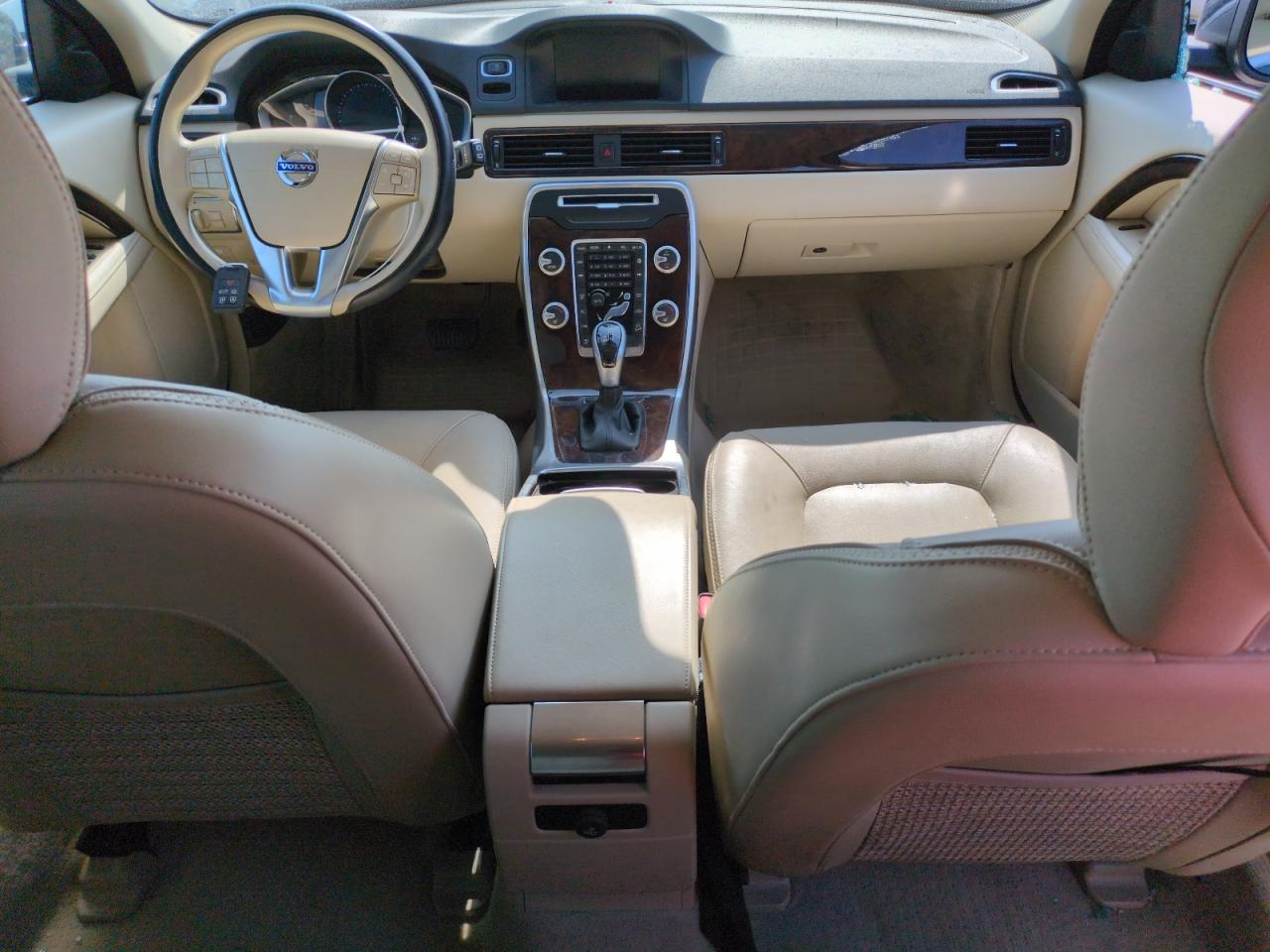 2016 Volvo Xc70 T5 Premier VIN: YV4612NK9G1251887 Lot: 62204925