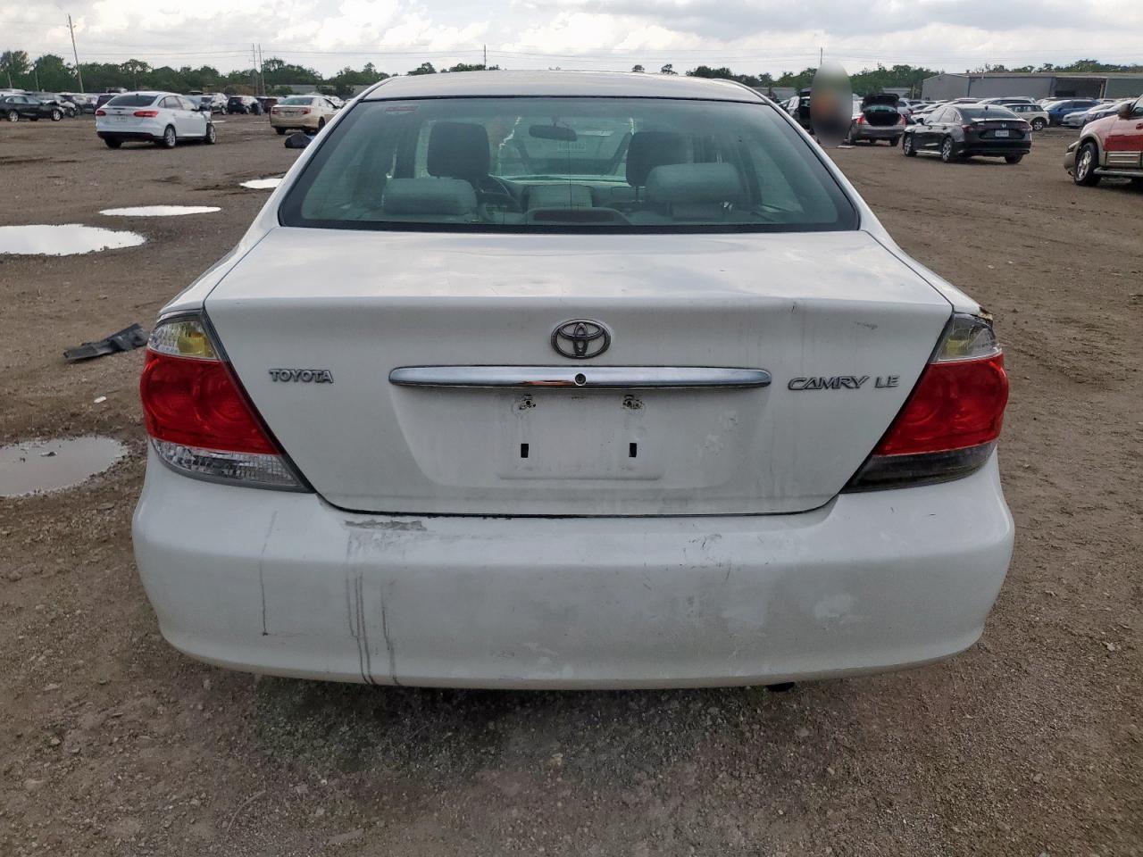2005 Toyota Camry Le VIN: 4T1BE32KX5U402372 Lot: 89723025
