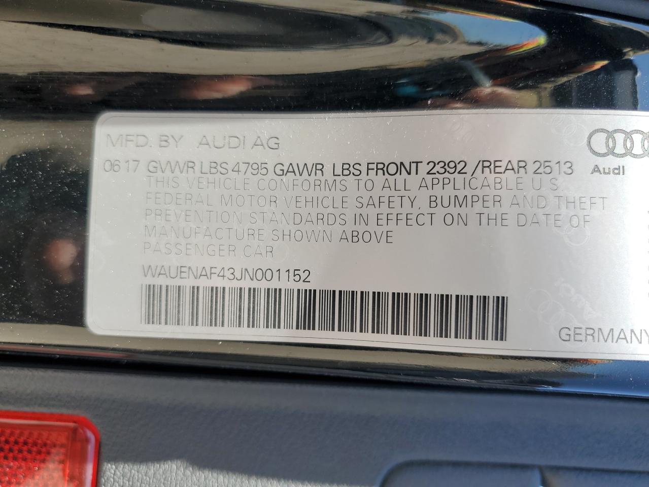 2018 Audi A4 Premium Plus VIN: WAUENAF43JN001152 Lot: 61440895