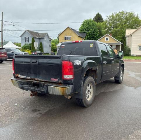 Пикапы GMC SIERRA 2012 Черный