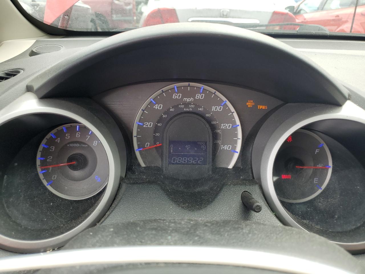 2013 Honda Fit - Image 9