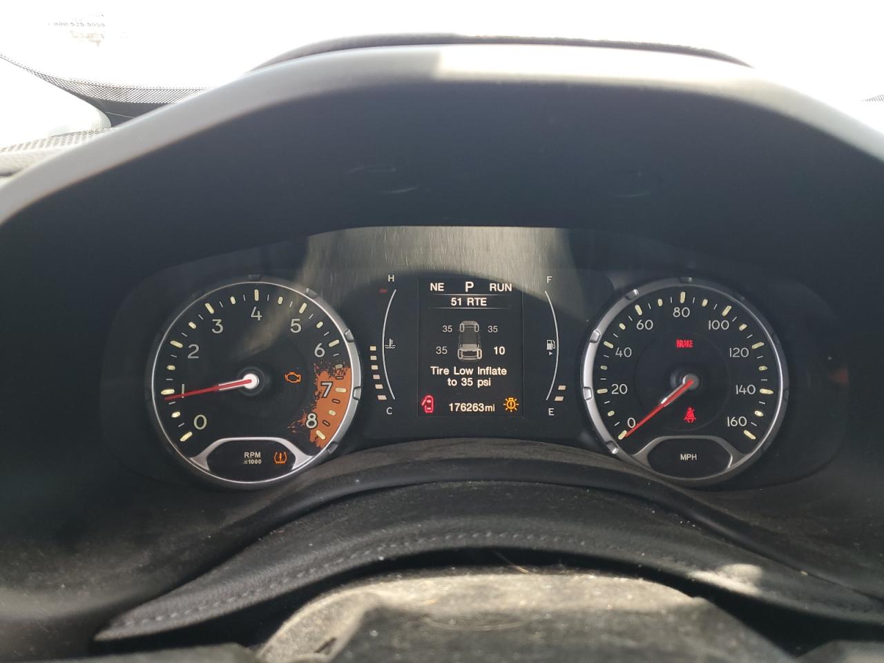 JEEP RENEGADE 2017 VIN ZACCJBBB6HPE71953 фото 9