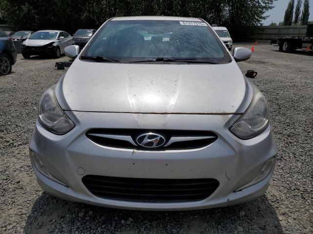  HYUNDAI ACCENT 2013 Srebrny