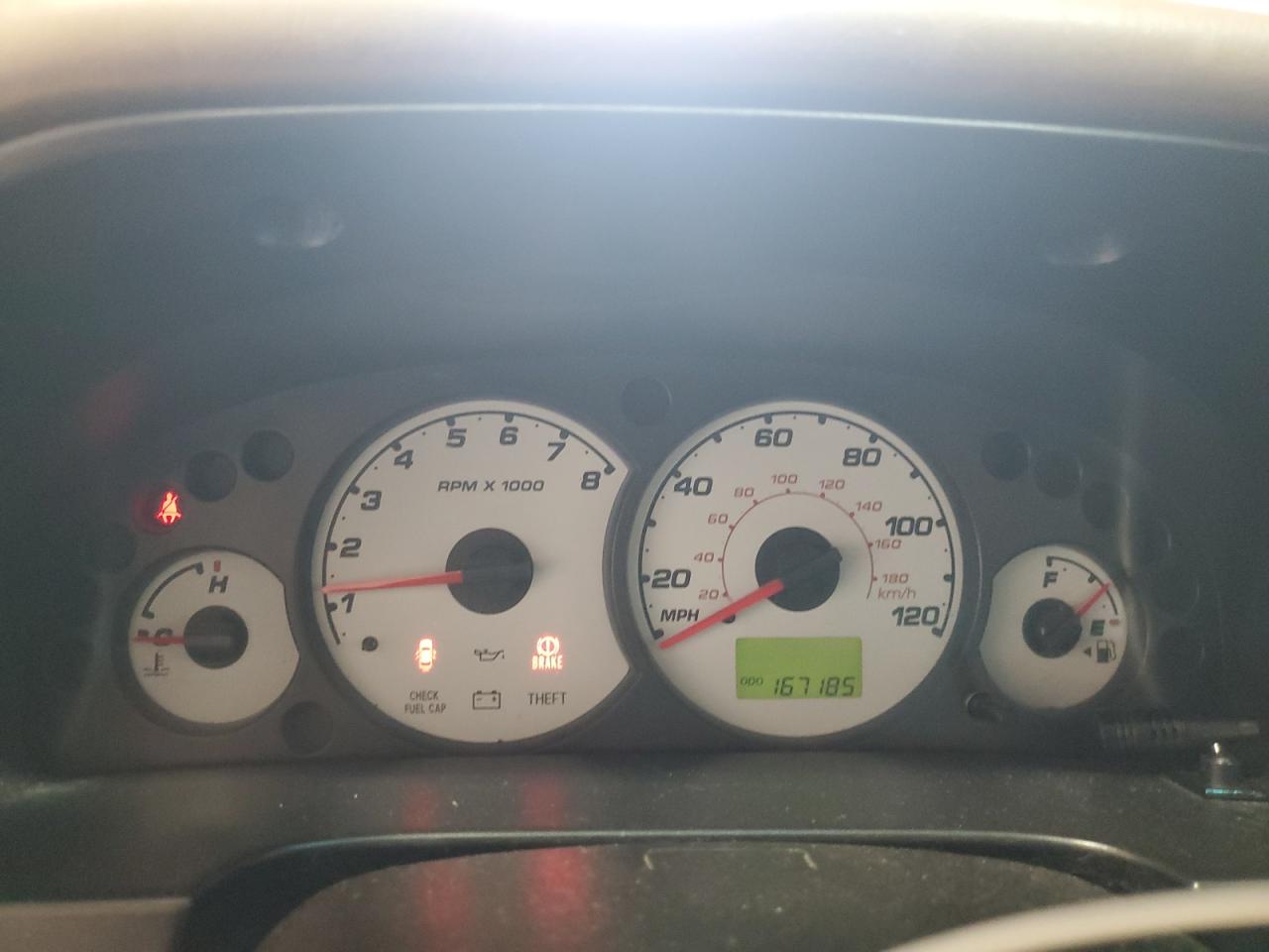 2002 Ford Escape Xls VIN: 1FMYU01B32KC48043 Lot: 63011005