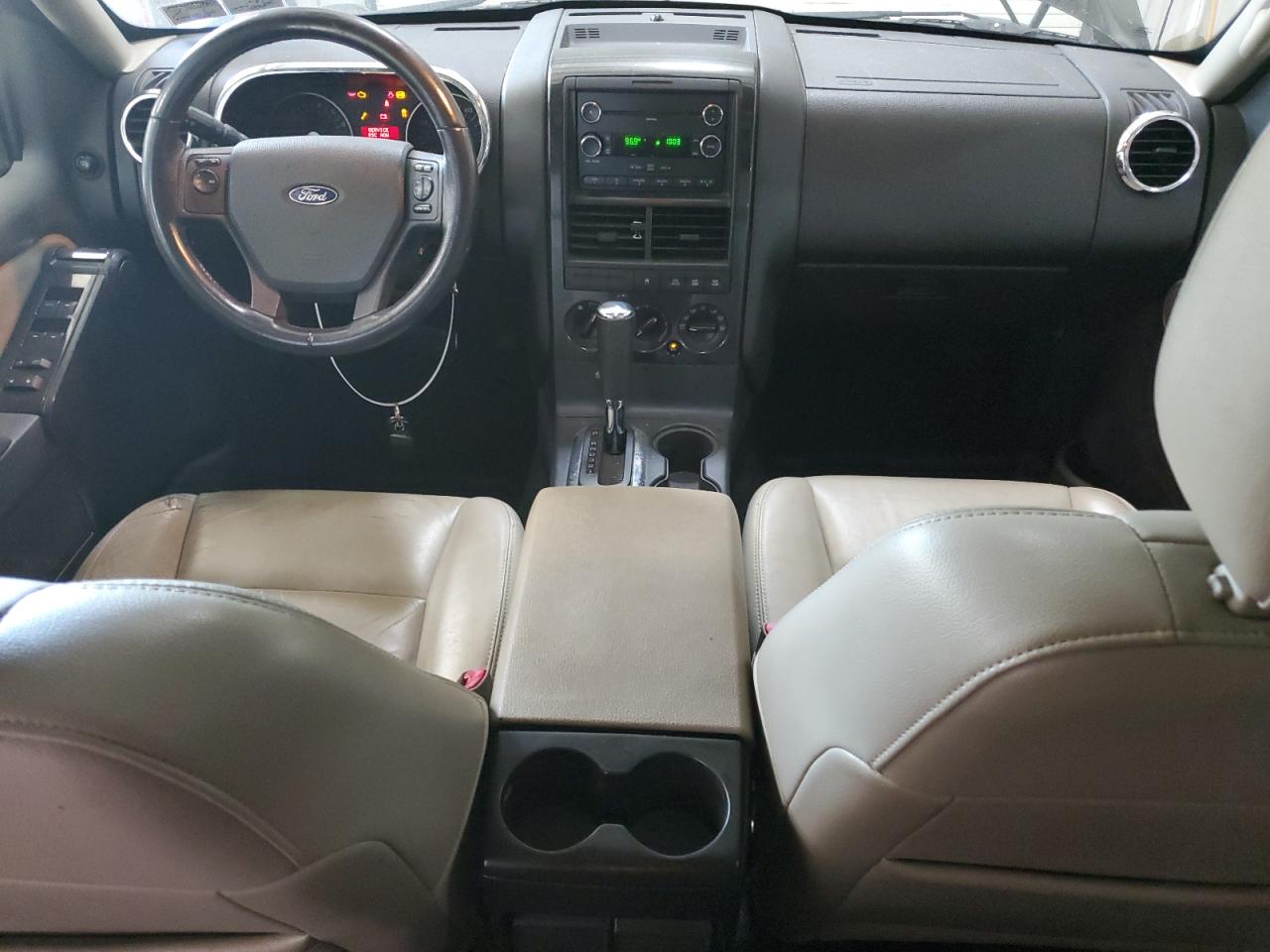 2008 Ford Explorer Xlt VIN: 1FMEU73E58UB01125 Lot: 61918175