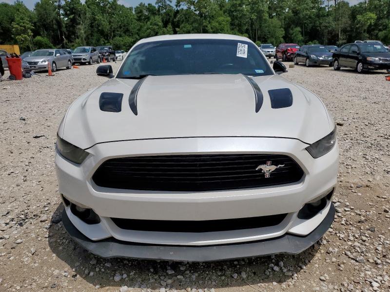  FORD MUSTANG 2017 Белы