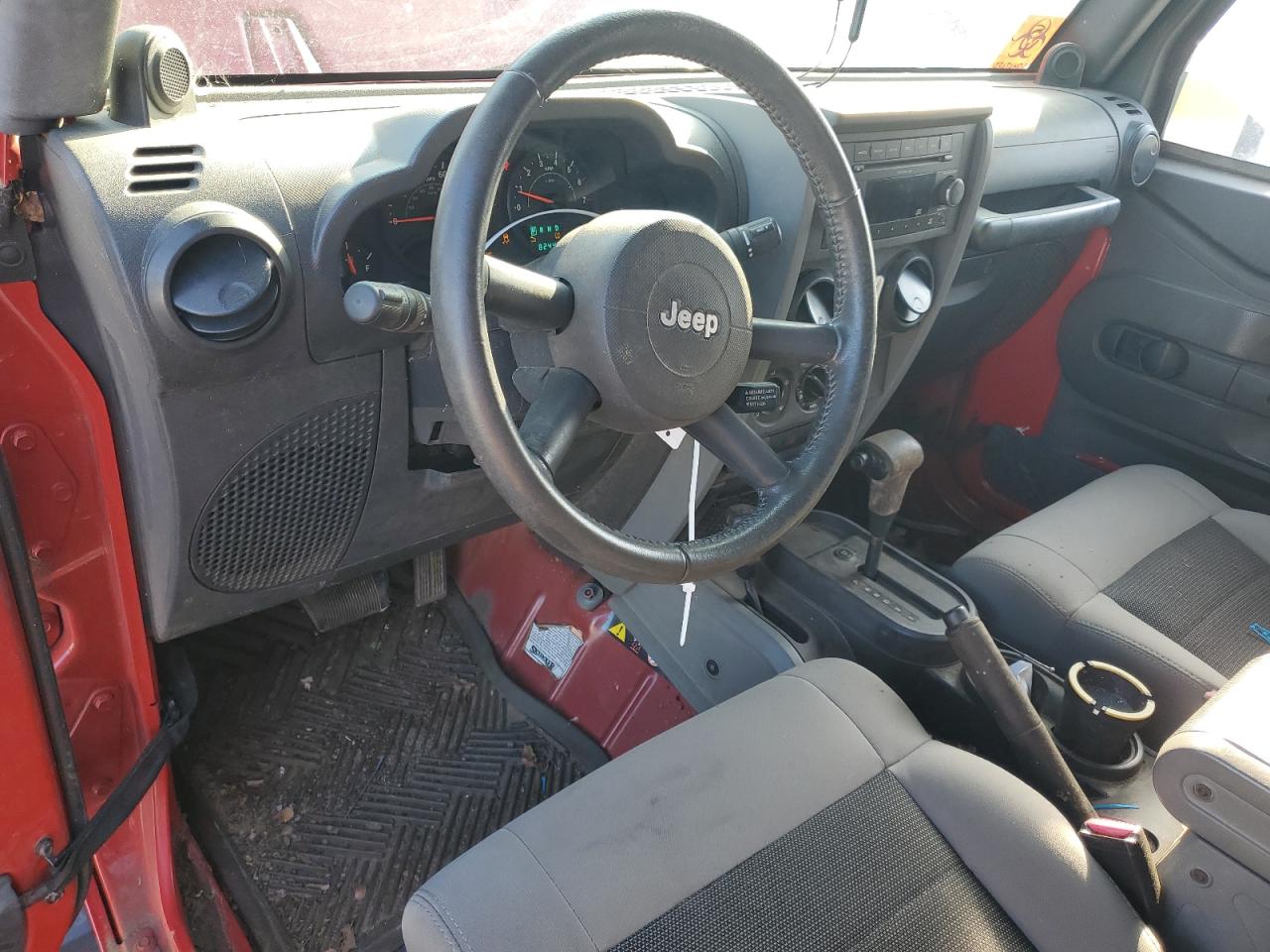 2009 Jeep Wrangler X VIN: 1J4FA24109L700709 Lot: 62570375