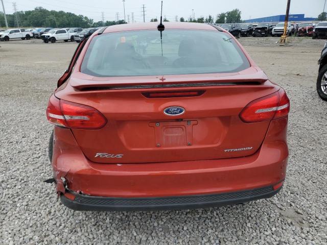  FORD FOCUS 2018 Pomarańczowy