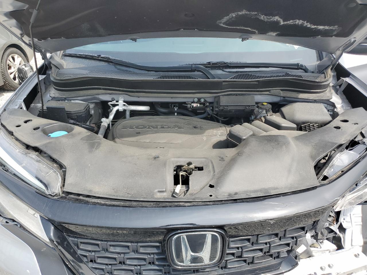 2021 Honda Passport Touring VIN: 5FNYF8H95MB040147 Lot: 59796975